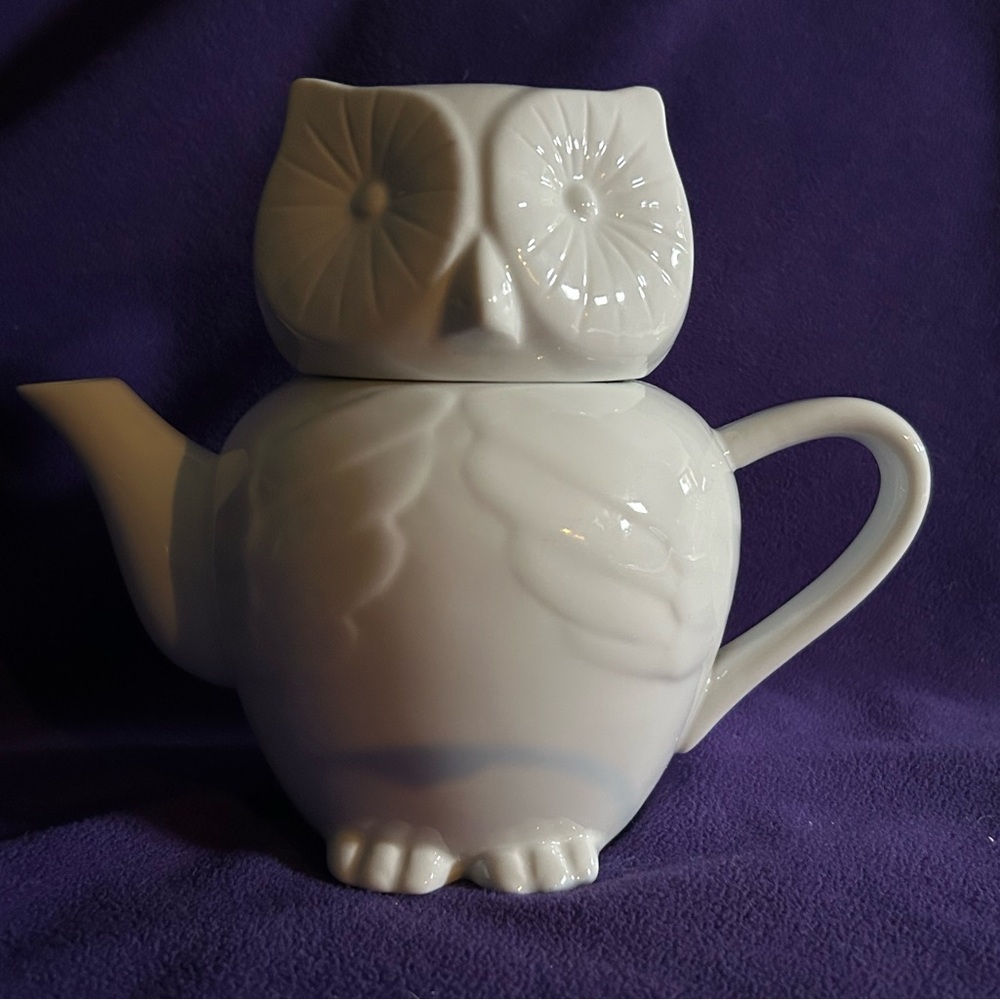 Owl Shaped White Ceramic Teapot